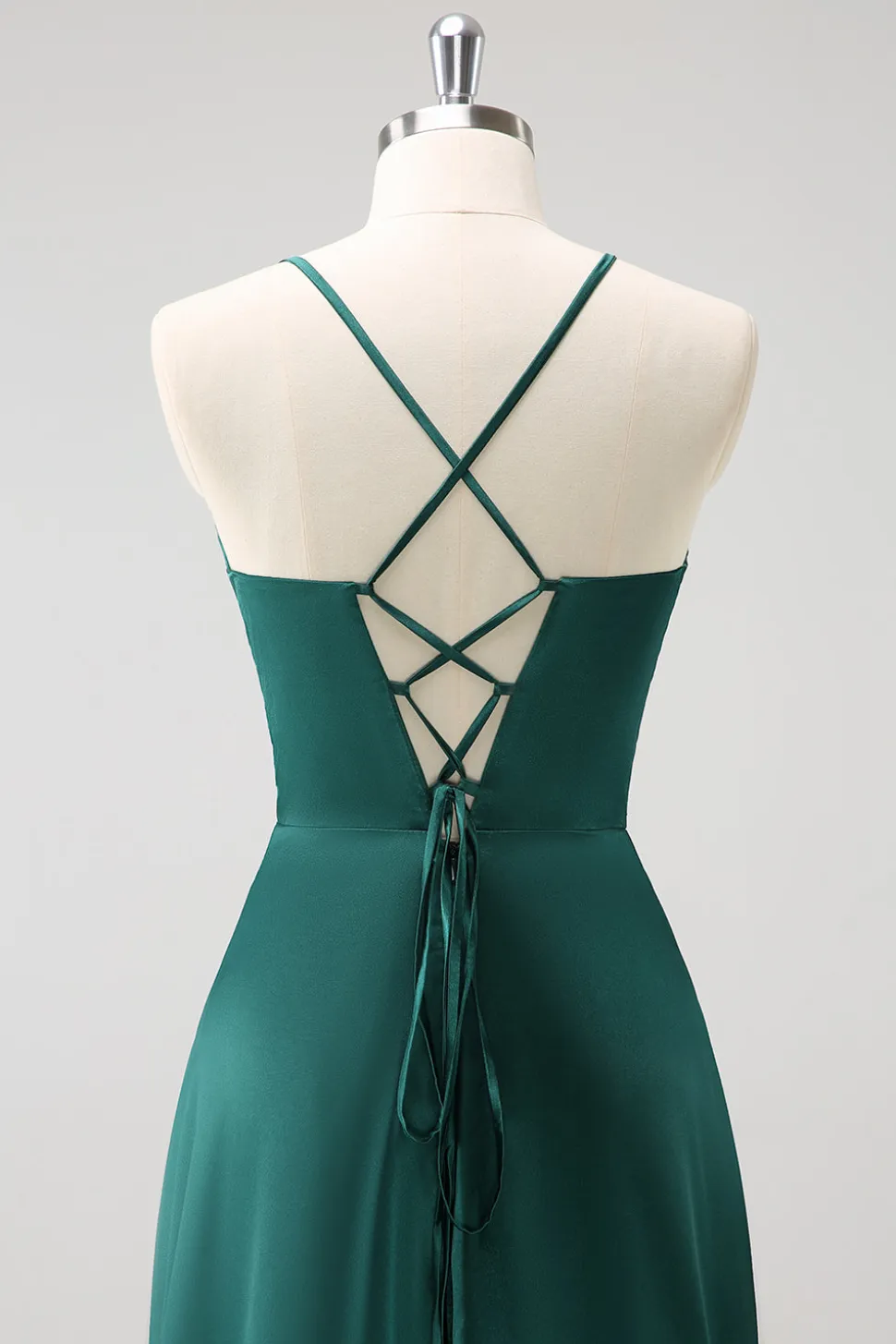 Verde escuro A-Line Ruched Lace-Up Back Satin Long Madrinha Dress