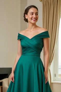 Verde Escuro A-Line V-Neck Ruched Long Mãe do Vestido da Noiva com Folhos