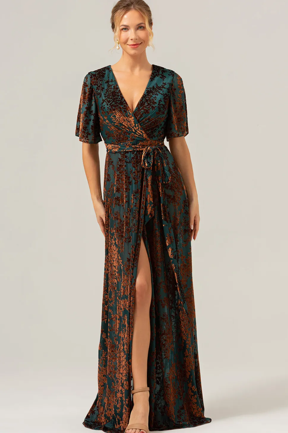 Verde escuro Uma linha Burnout Velvet Long Prom Dress com mangas curtas