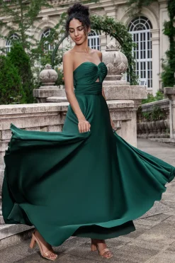 Verde escuro Uma linha querida plissado Keyhole longo vestido de dama de honra