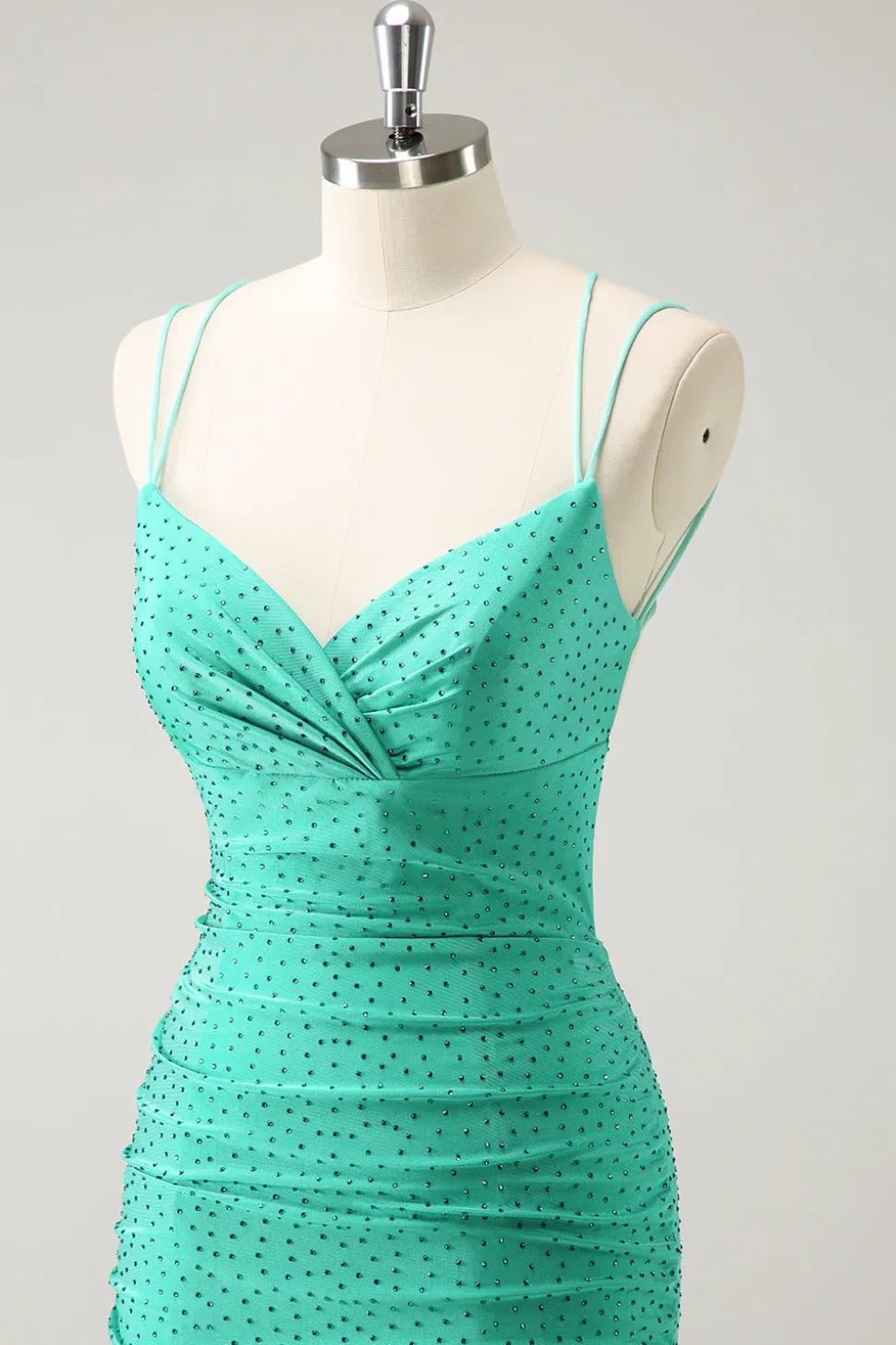 Verde Esparguete Correias Backless Tight Homecoming Dress com Missangas