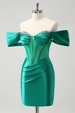 Verde fora do ombro cetim apertado Homecoming vestido com frisos