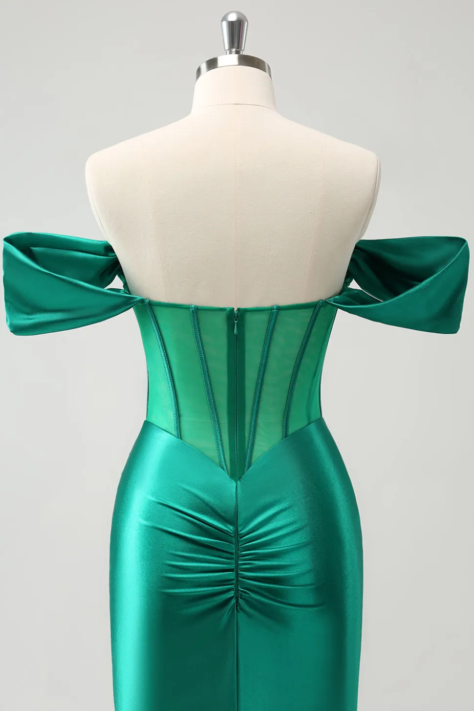Verde fora do ombro cetim apertado Homecoming vestido com frisos