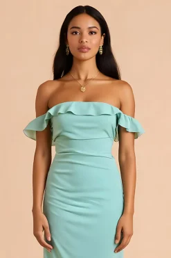 Verde hortelã fora do ombro bainha longo vestido de dama de honra
