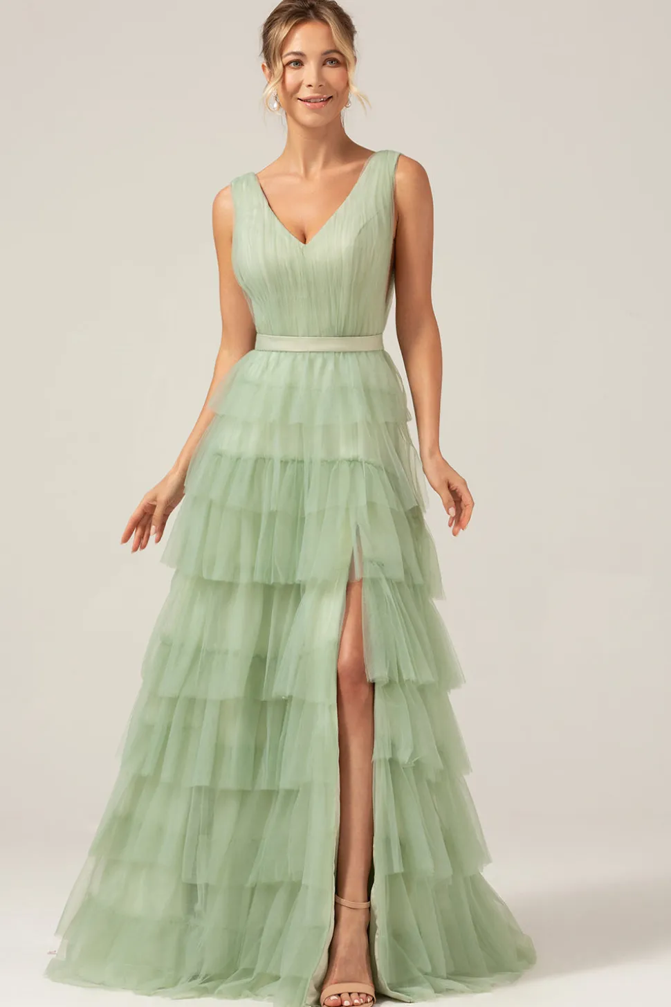 Verde Tiered A Line V-Neck Tulle Long Prom Dress com Fenda