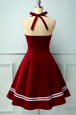 Vermelho escuro dos anos