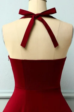 Vermelho escuro dos anos