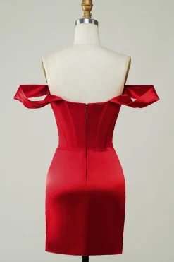 Vermelho fora do ombro assimétrico apertado curto homecoming vestido