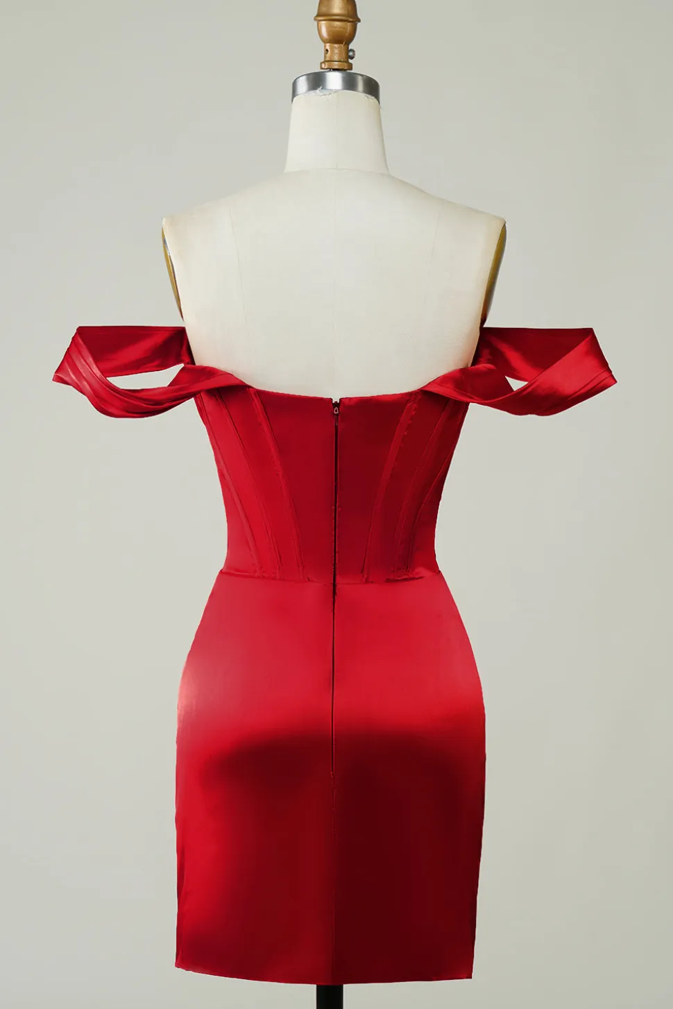 Vermelho fora do ombro assimétrico apertado curto homecoming vestido