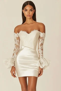 Vestidinho Branco com Renda Fora do Ombro Bodycon Mangas Compridas Cetim