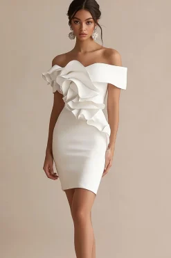 Vestidinho Branco Fora do Ombro Curto/Mini Cetim Bodycon