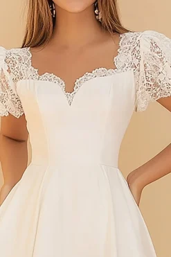 Vestidinho Branco Linha-A Mangas Curtas Renda Curto