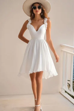 Vestidinho Branco Linha-A Decote em V Curto/Mini