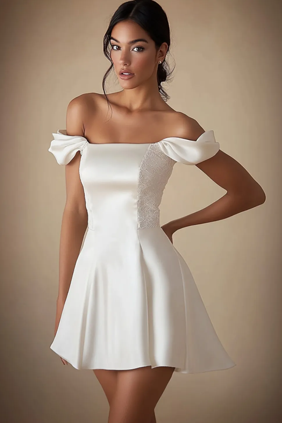 Vestidinho Branco Linha-A Fora do Ombro Curto/Mini Ccetim