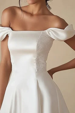 Vestidinho Branco Linha-A Fora do Ombro Curto/Mini Ccetim