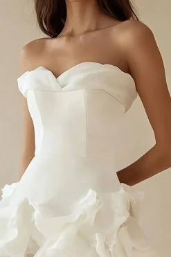 Vestidinho Branco Linha-A Curto/Mini Sem Alças Babados