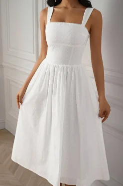 Vestidinho Branco Pescoço Quadrado Midi Linha-A