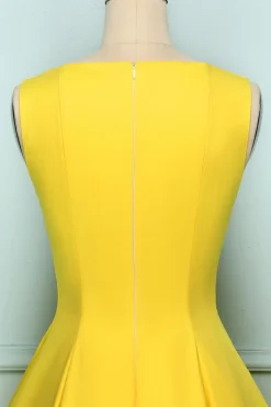 Vestido amarelo com botões
