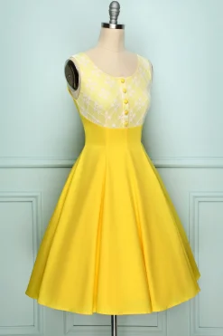 Vestido amarelo com botões