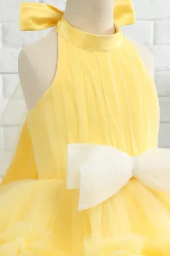 Vestido amarelo halter flor menina