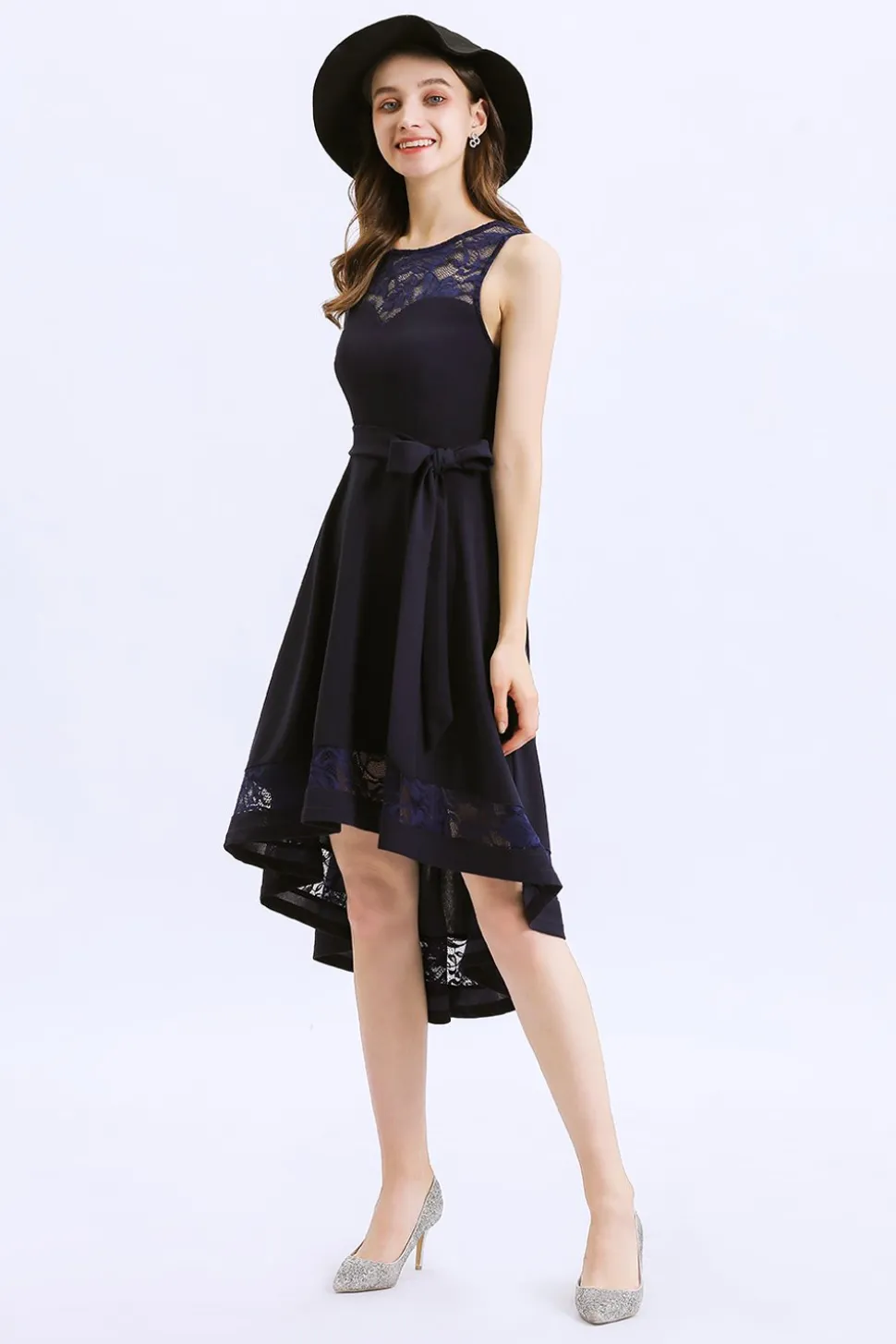 Vestido assimétrico azul marinho