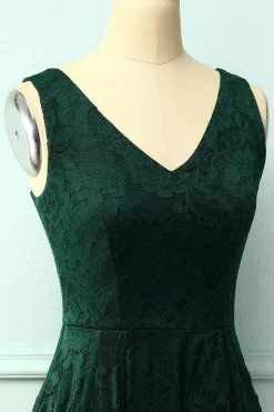 Vestido assimétrico de renda verde