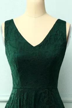 Vestido assimétrico de renda verde