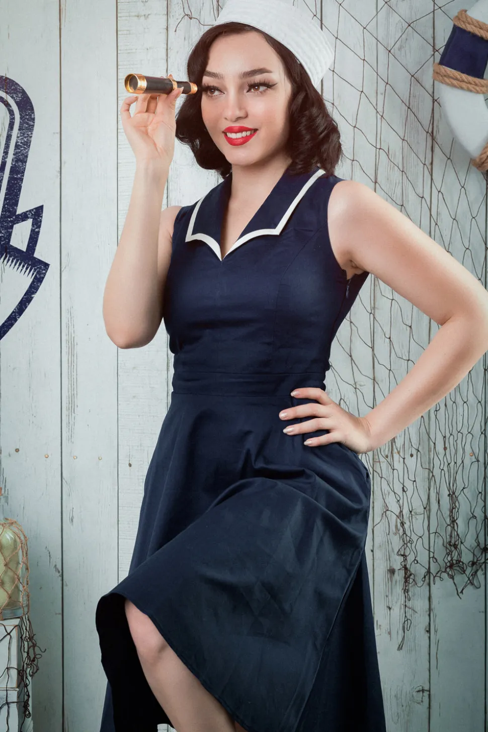 Vestido azul marinho dos anos 50