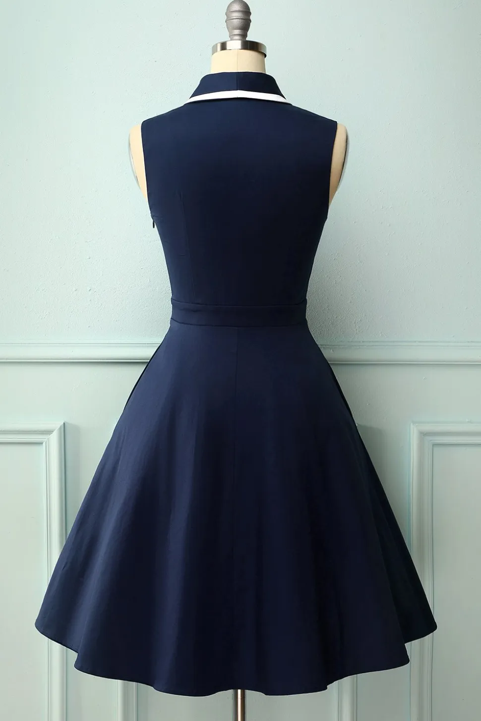 Vestido azul marinho dos anos 50