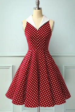 Vestido Borgonha com Bolinhas Brancas