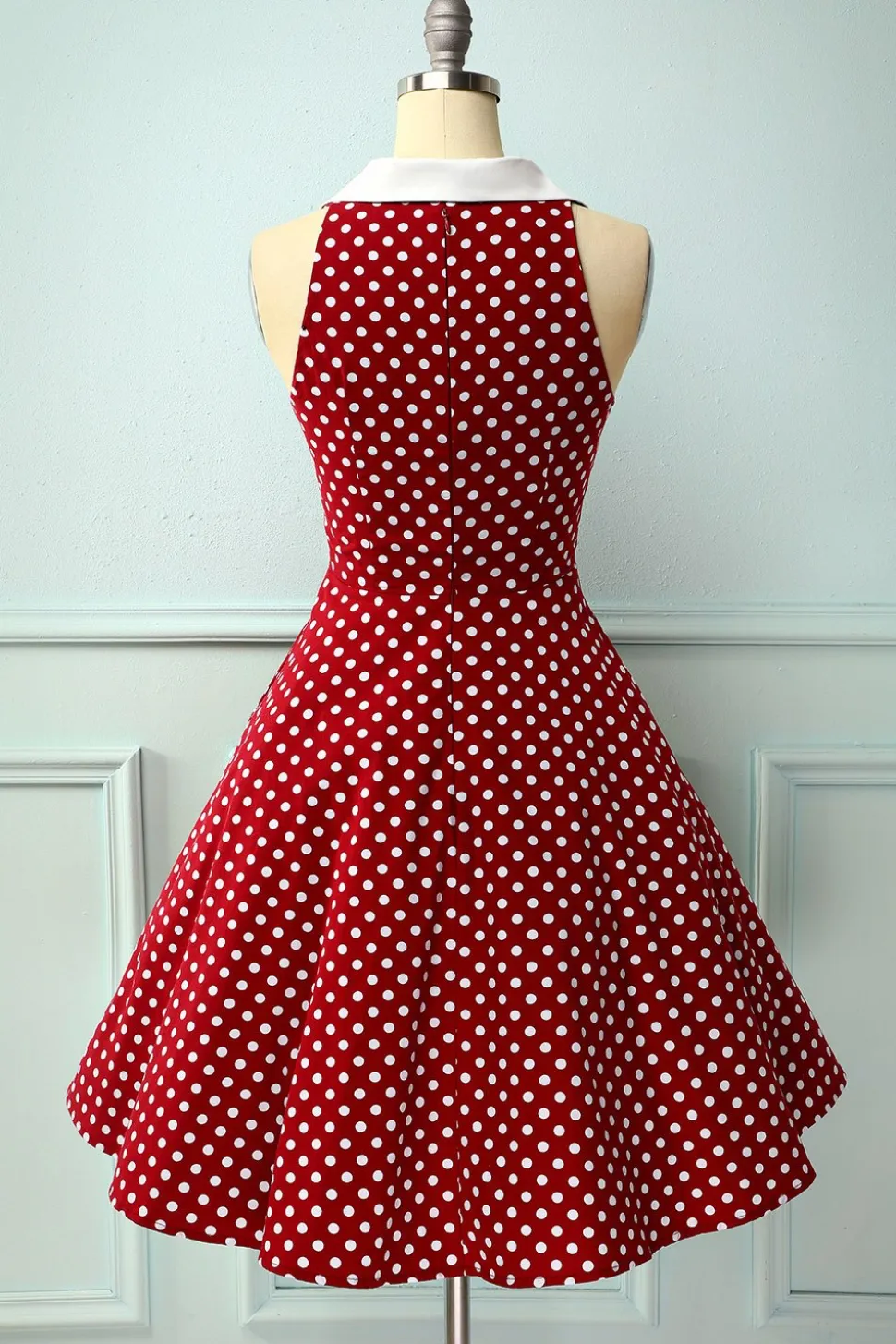 Vestido Borgonha com Bolinhas Brancas