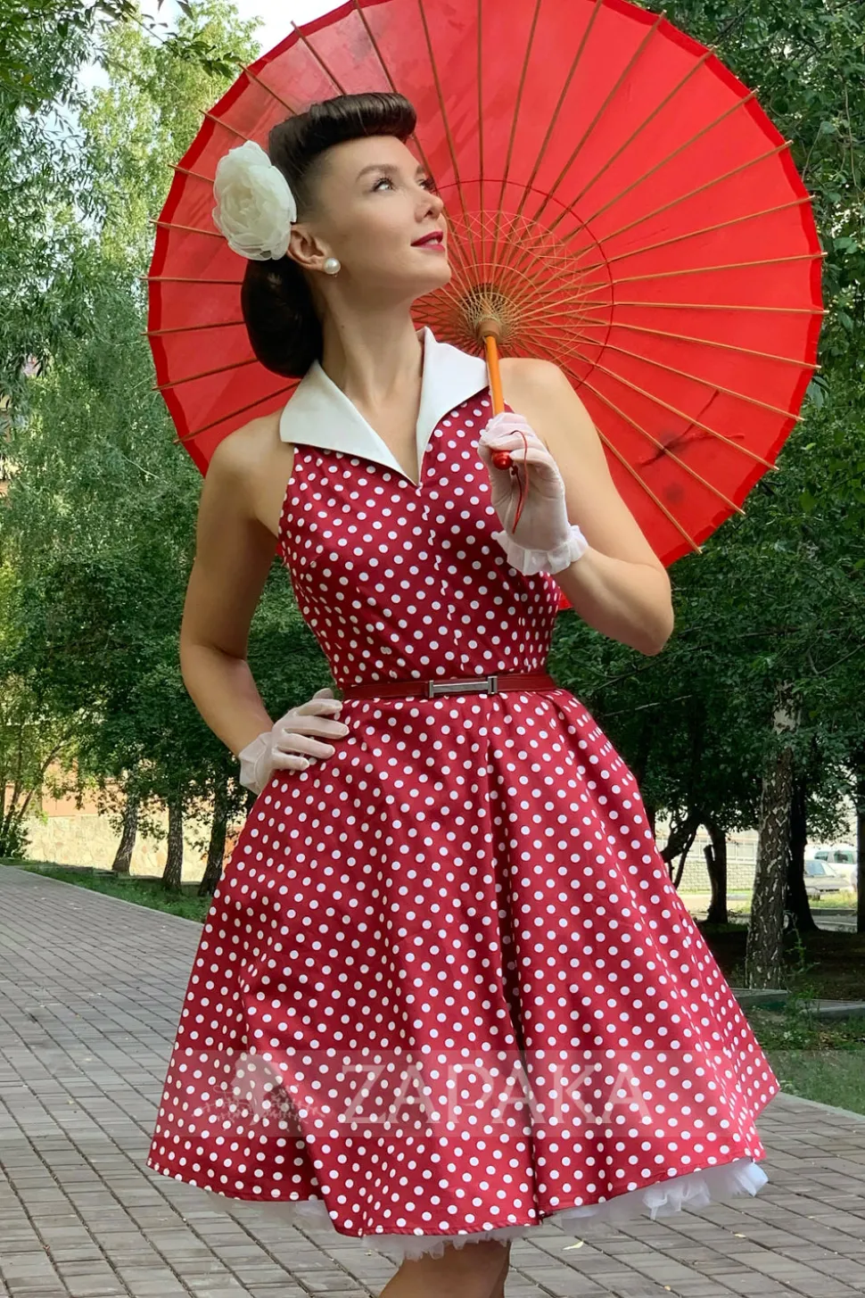 Vestido Borgonha com Bolinhas Brancas