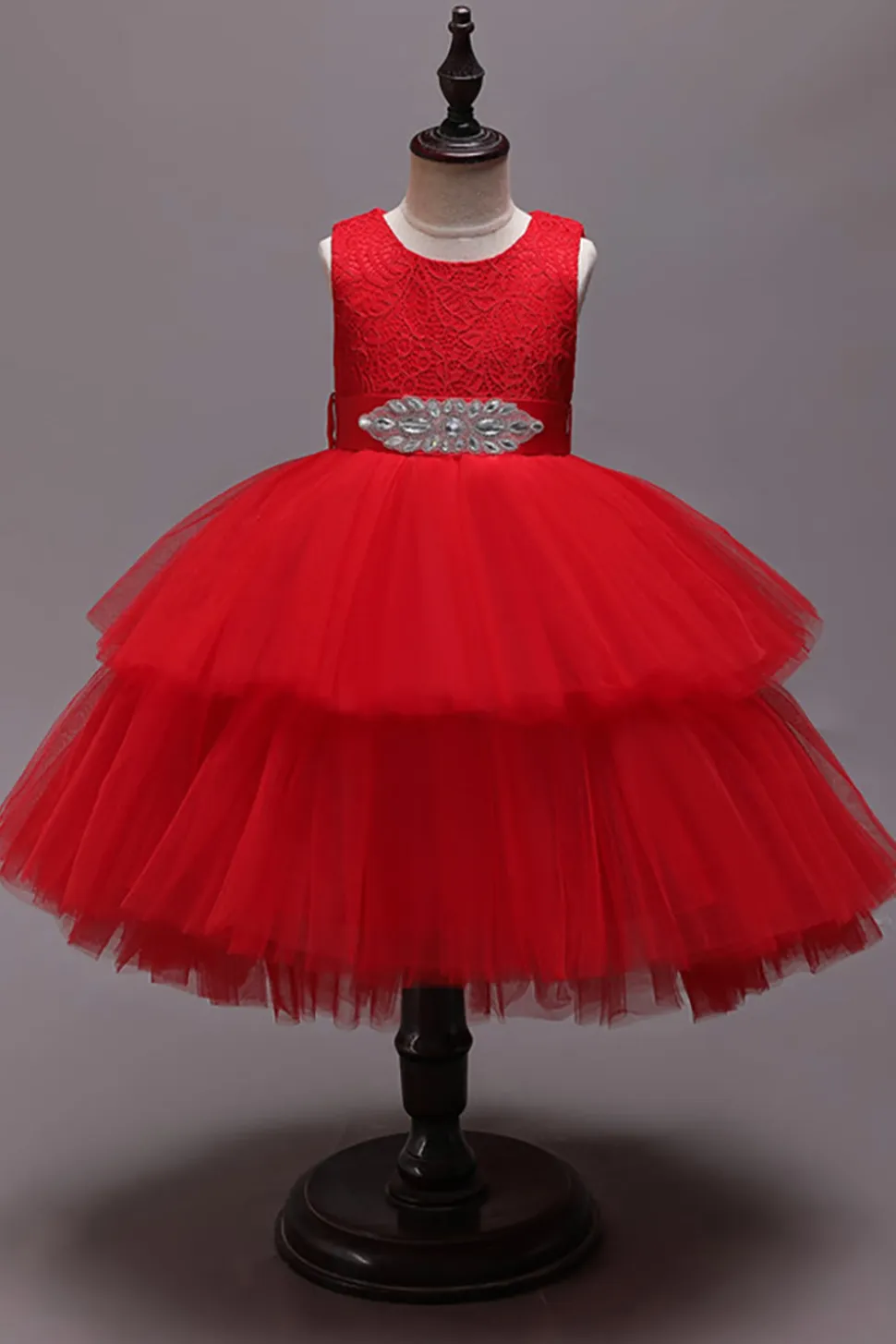 Vestido branco A-Line Tiered Flower Girl com renda