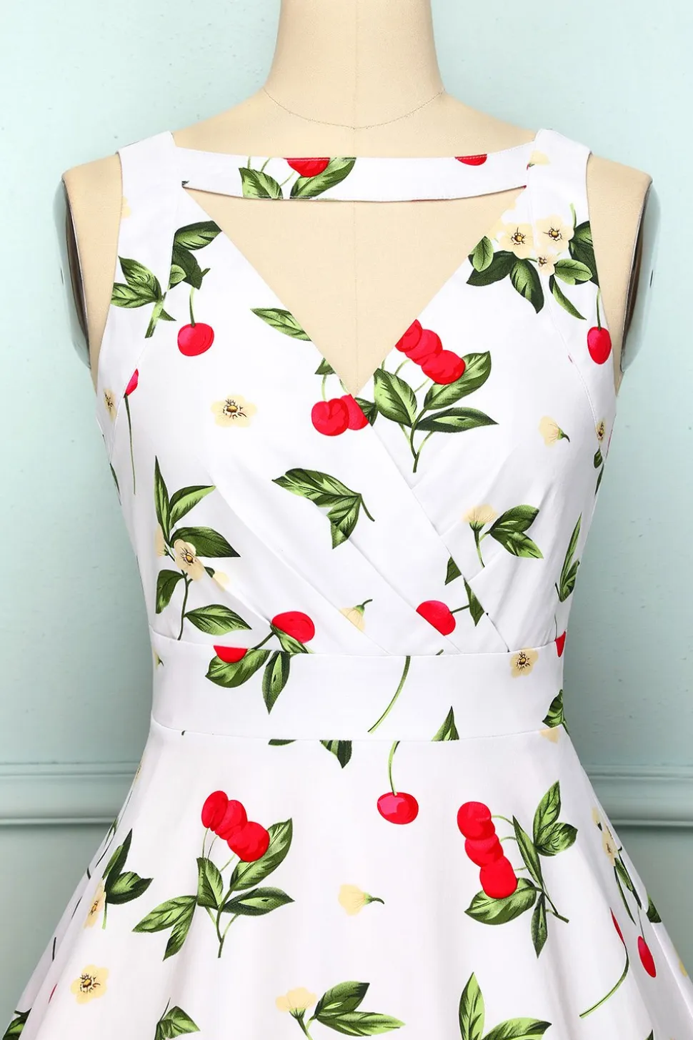 Vestido Branco Cereja