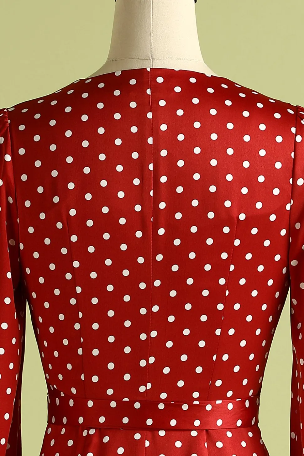 Vestido casual de bolinhas bordô