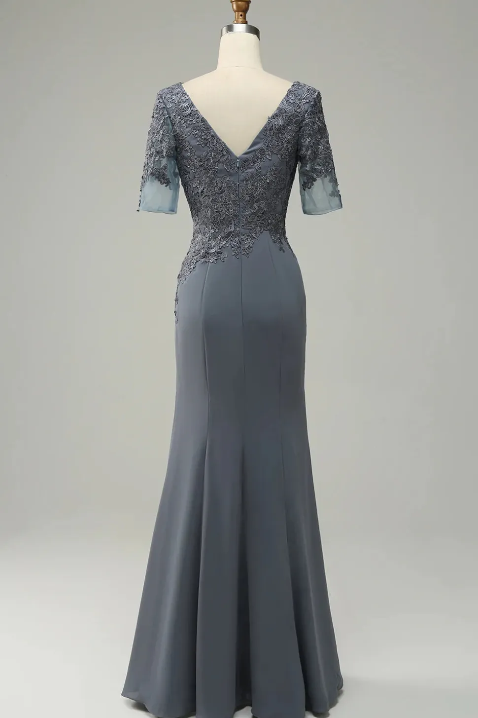 Vestido Cinza de Mãe da Noiva Com Appliques