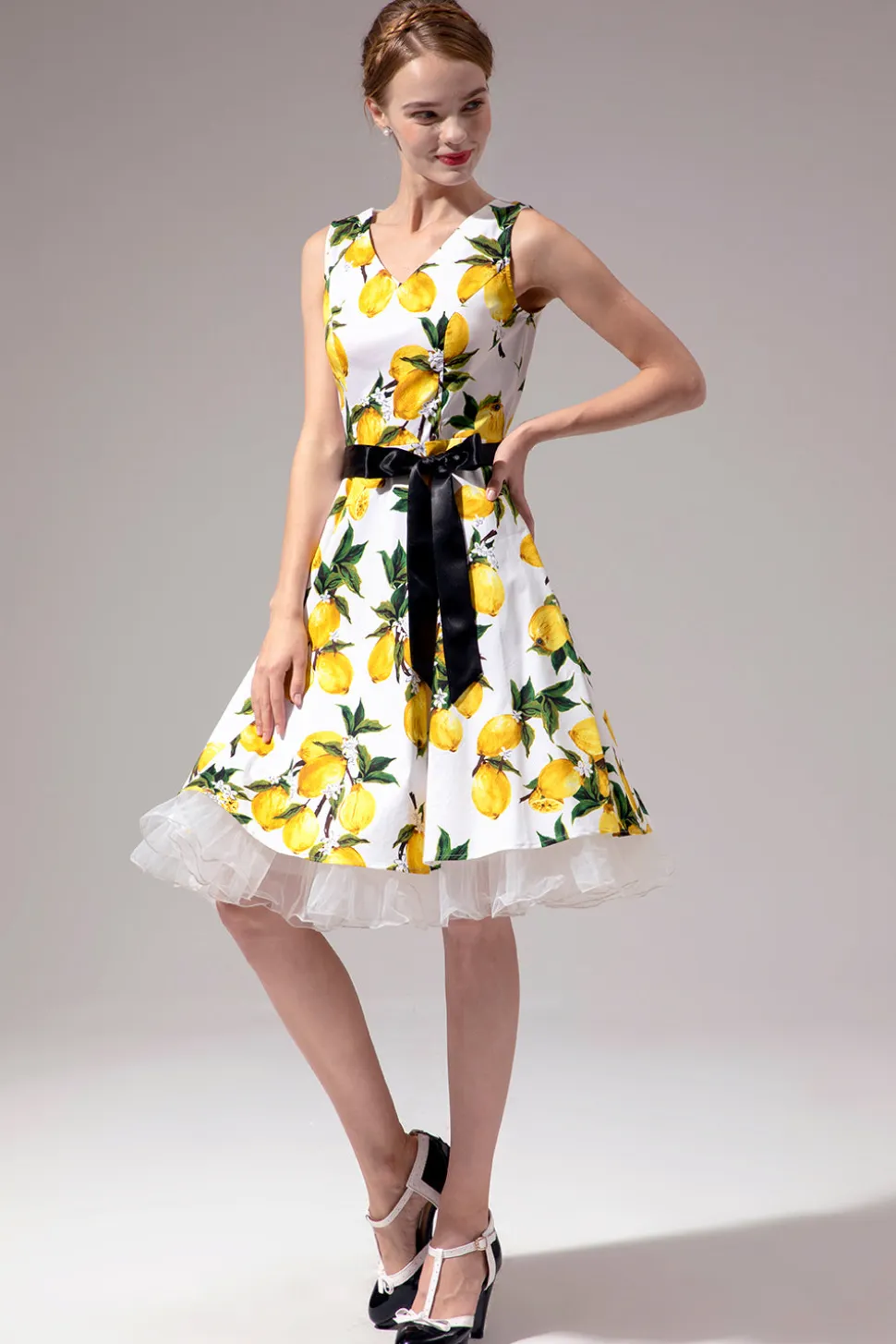 Vestido com decote em V