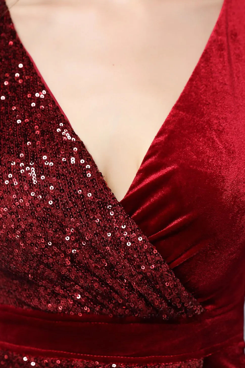 Vestido Curto de Veludo Borgonha