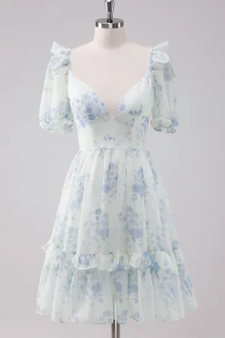 Vestido Curto Homecoming Floral Azul Claro com Mangas Curtas