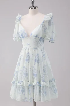 Vestido Curto Homecoming Floral Azul Claro com Mangas Curtas