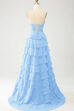 Vestido de baile amarelo querido em camadas