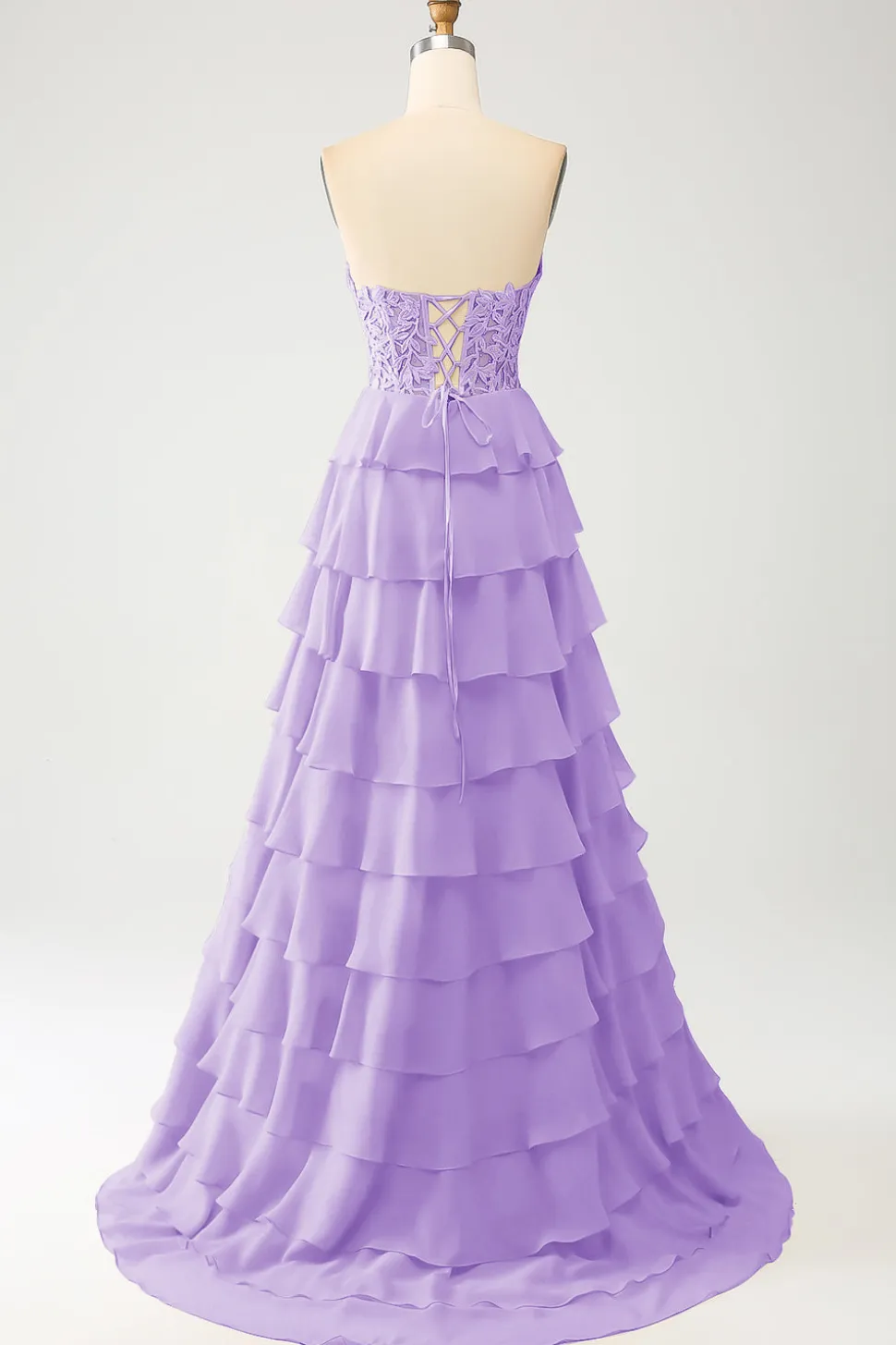 Vestido de baile amarelo querido em camadas