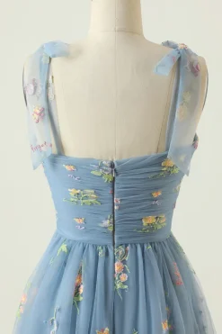 Vestido de baile azul azul cinza com bordado