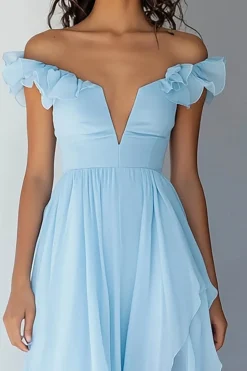Vestido De Baile Azul Céu Longo Assimétrico Fora do Ombro Babados