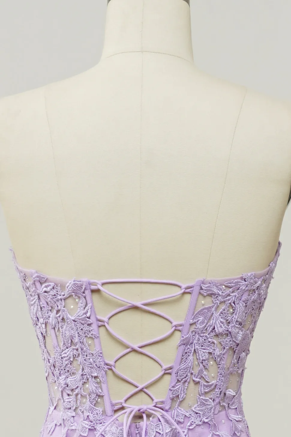 Vestido de baile com apliques sereia roxo
