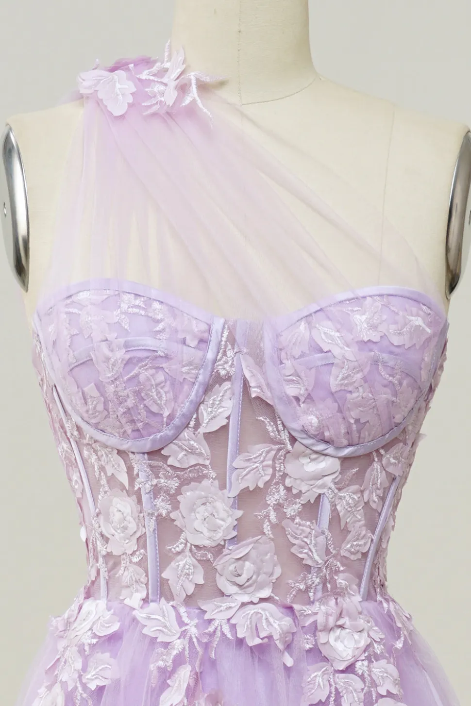 Vestido de baile com apliques azul céu um ombro
