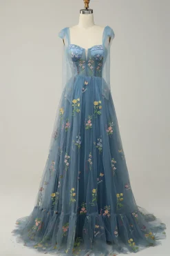 Vestido de Baile Com Bordado Lilás