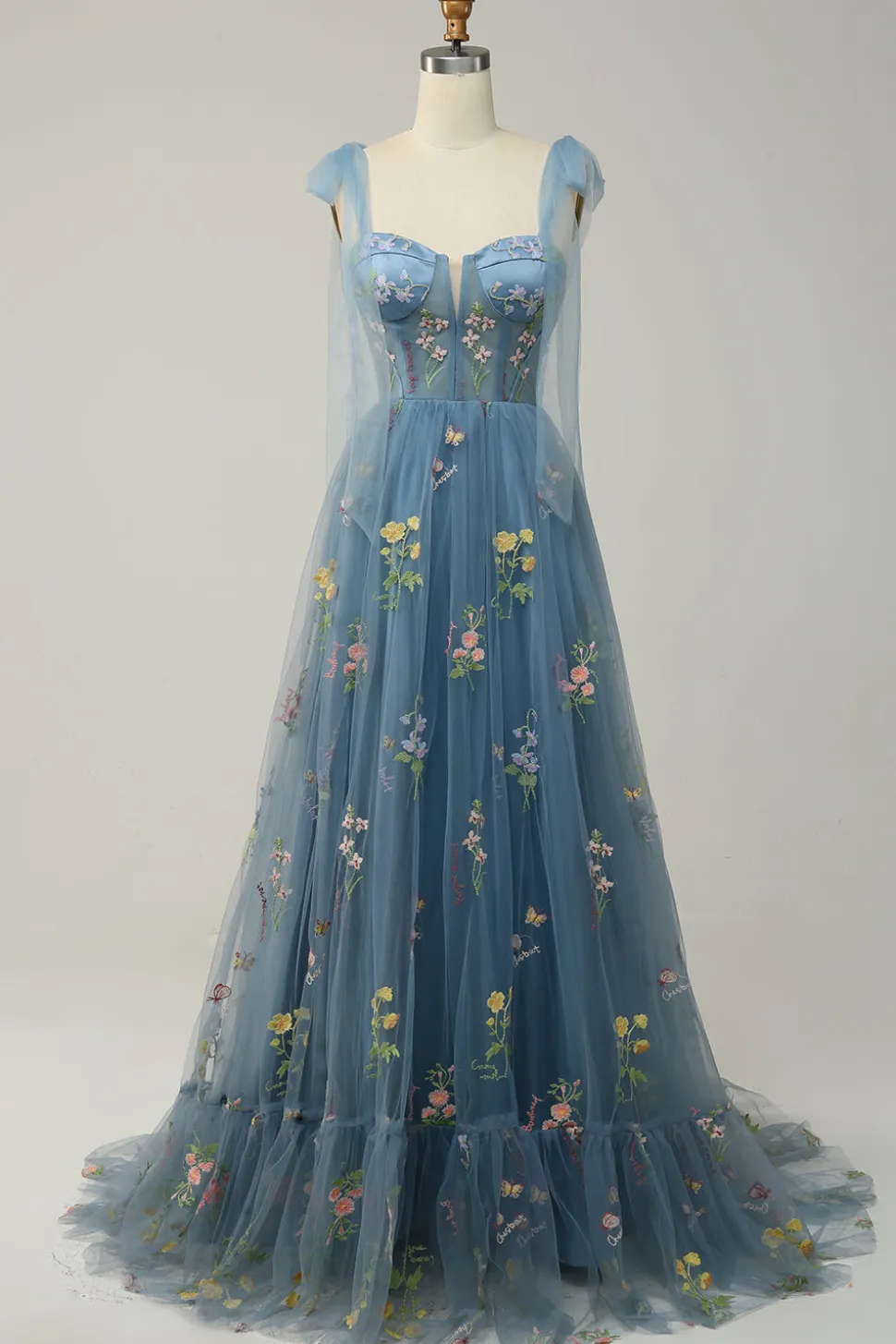 Vestido de Baile Com Bordado Lilás