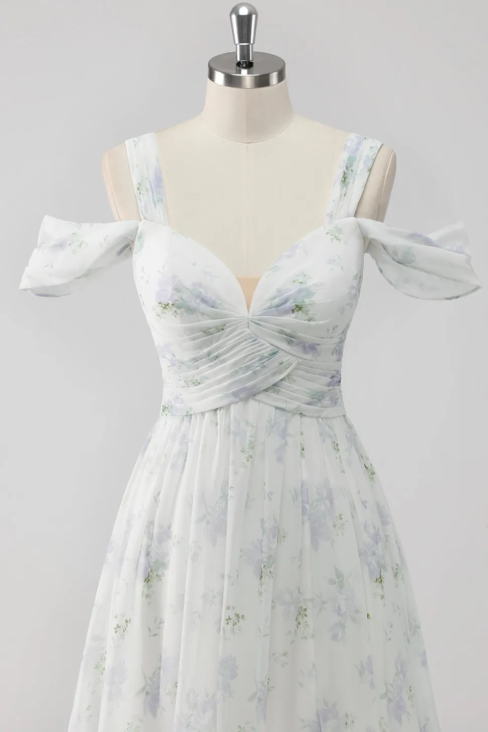 Vestido De Baile com Fenda Branco Floral Ombro Frio Linha-A