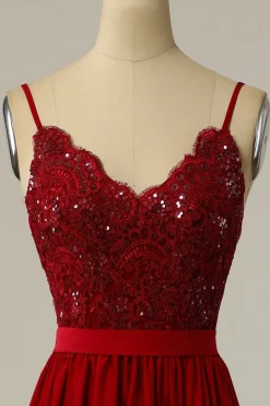 Vestido de baile comprido da Borgonha com renda de missangas